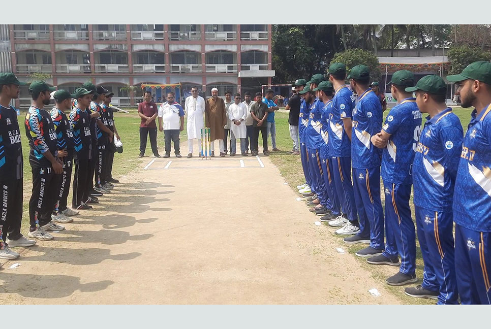 জয়পুরহাটে রামদেও বাজলা প্রিমিয়ার লিগ শুরু 