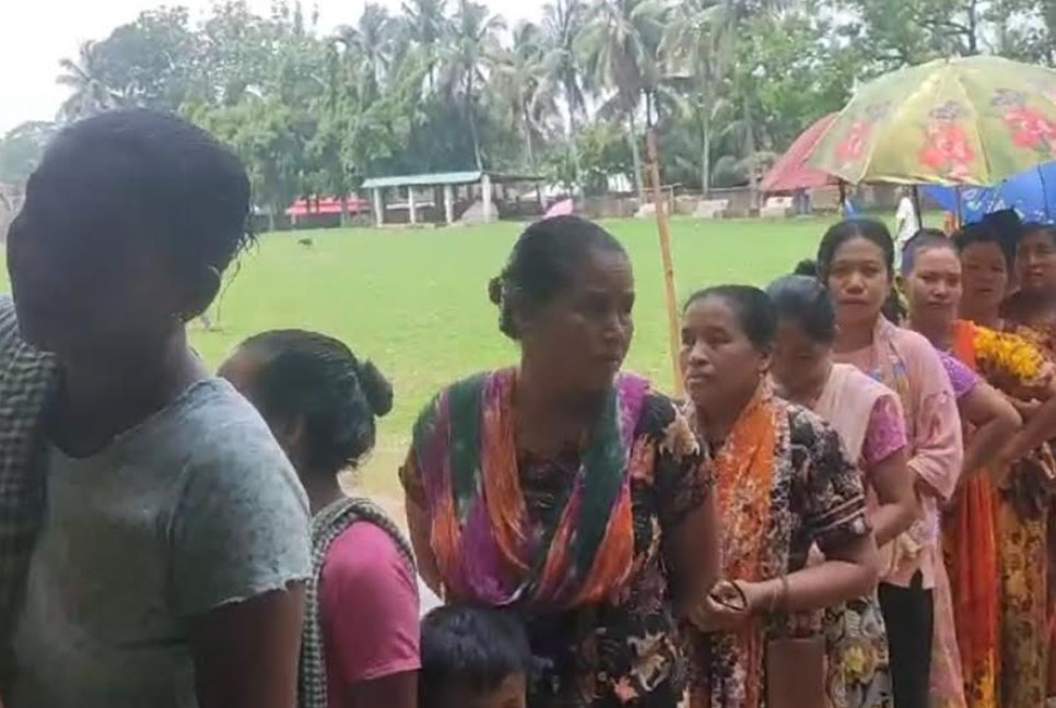 খাগড়াছড়ির দুই উপজেলায় ভোট চলছে, নারীদের উপস্থিতি বেশি 