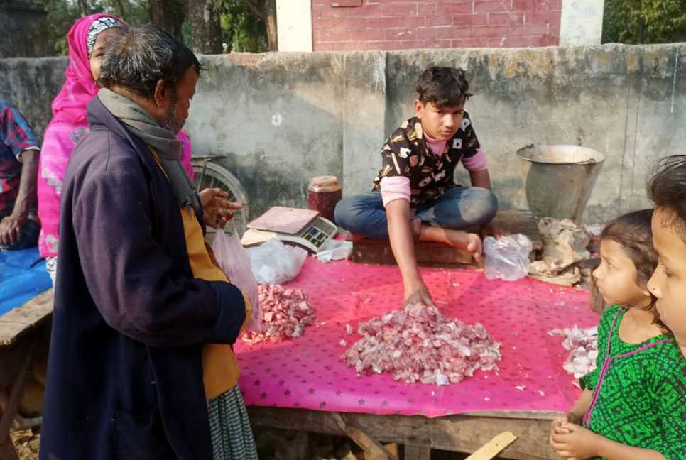 গরুর ছাঁট মাংসই যাদের একমাত্র ভরসা