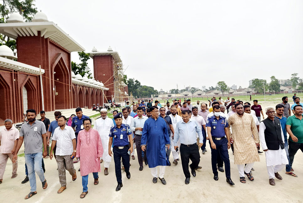 গোর-এ-শহীদ ময়দানে ঈদ জামাতের প্রস্তুতি সম্পন্ন, থাকছে স্পেশাল ট্রেন