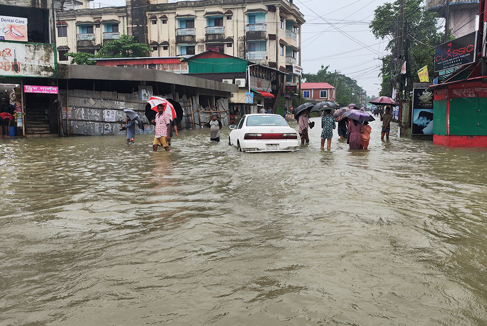 সুনামগঞ্জে বন্যা পরিস্থিতির অবনতি