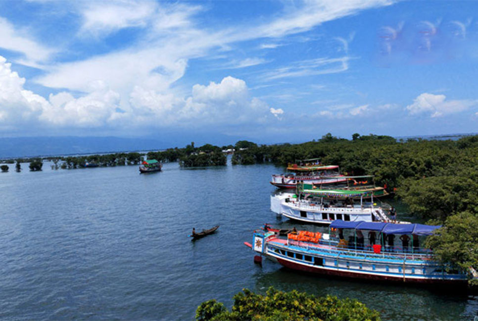 টাঙ্গুয়ার হাওরে পর্যটক ভ্রমণে নিষেধাজ্ঞা 