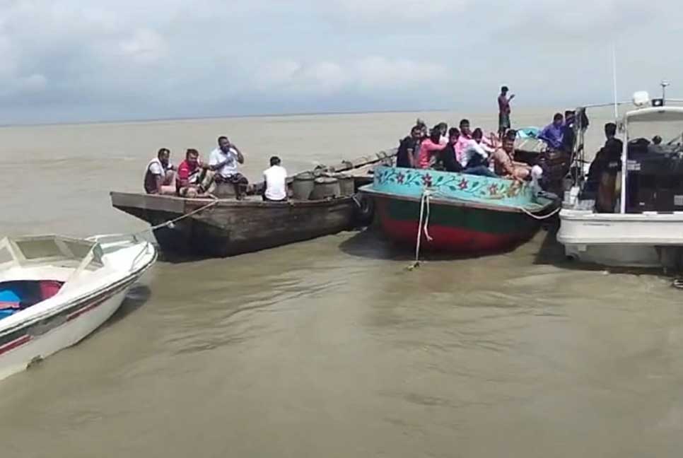 ভোলার মেঘনা নদীতে দুইদিন ধরে নিখোঁজ ৫