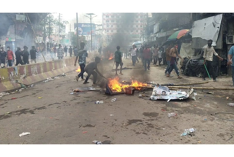 উত্তাল সারাদেশ, সংঘর্ষে নিহত ৬১

