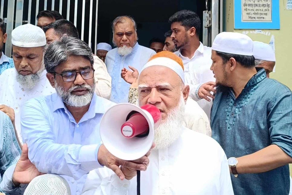 লুটতরাজ, চাঁদাবাজি করতে আসবে, তাদের কোনো ছাড় দিবেন না: জামায়াত আমির

