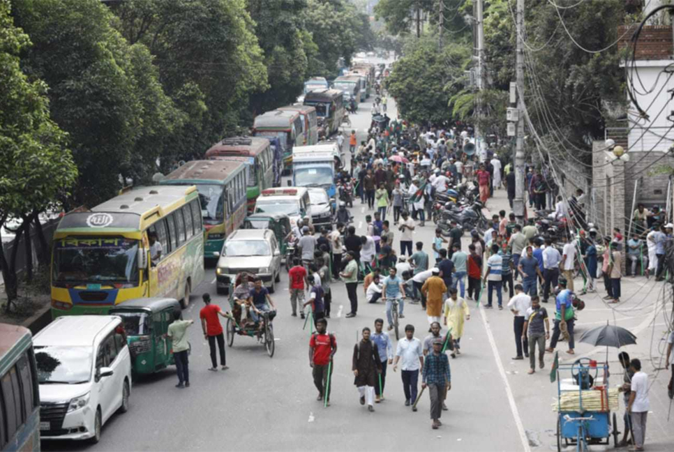 ফোন তল্লাশিসহ ব্যক্তিগত গোপনীয়তা নষ্ট হয়, এমন কিছু করা যাবে না 

