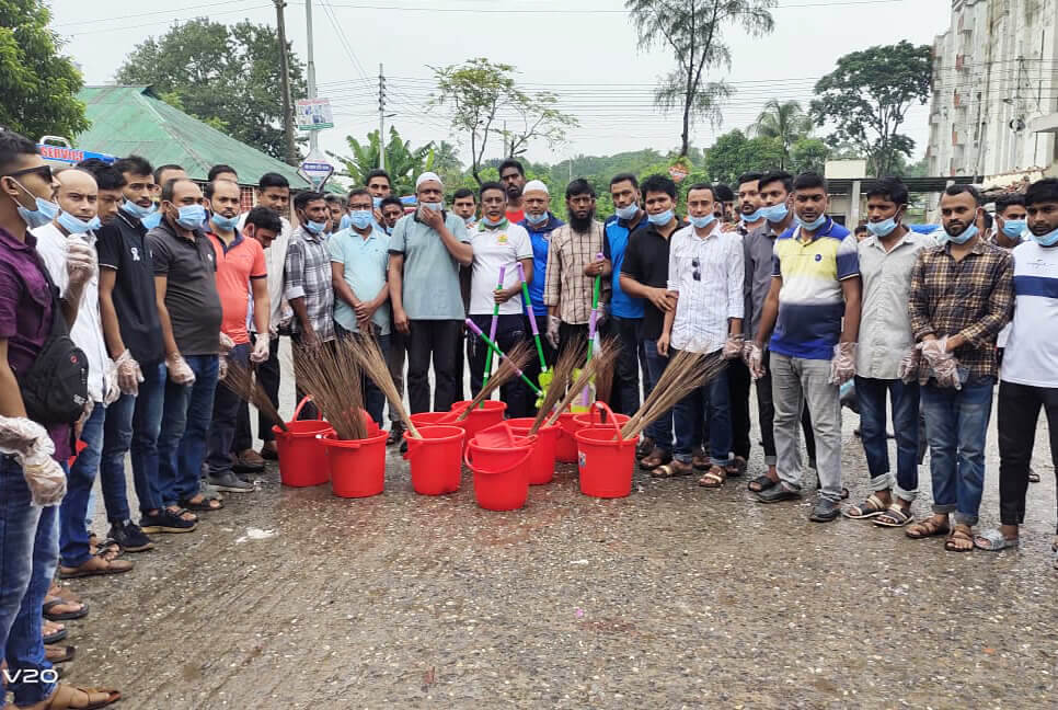 পটুয়াখালী মেডিকেল কলেজ হাসপাতালে পরিচ্ছন্নতা অভিযান