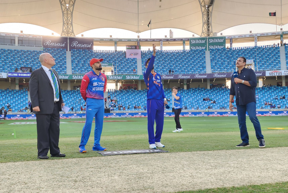 Afghanistan wins toss, send India to bat