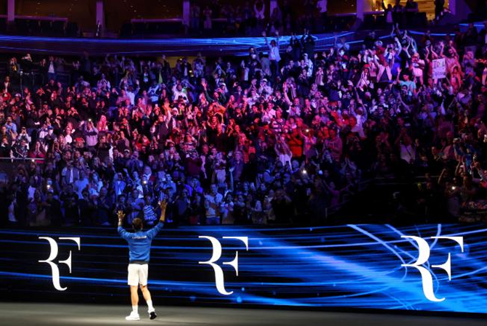 Federer loses his last professional match