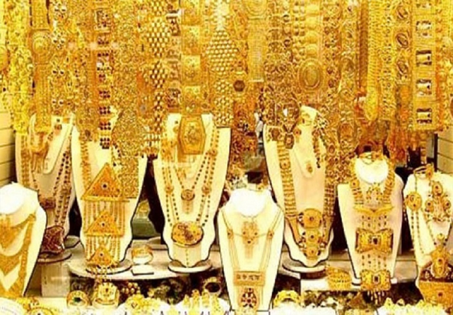 Gold price rises up by Tk 2,333 per bhori