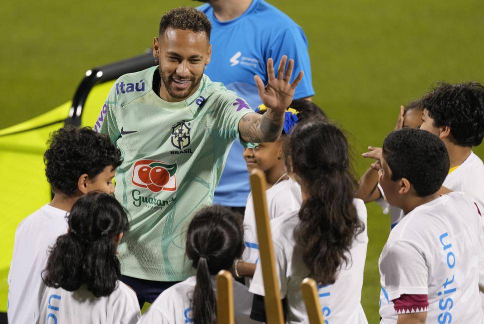 Neymar silent before match against Serbia