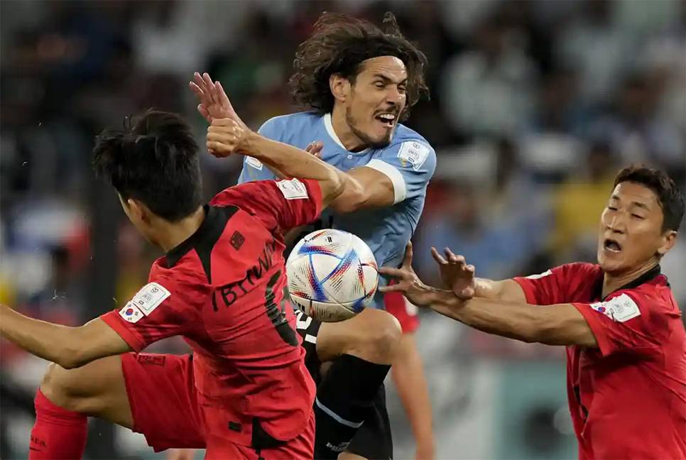 South Korea hold Uruguay to 0-0 draw 
