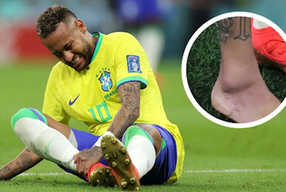 Neymar suffers injury against Serbia