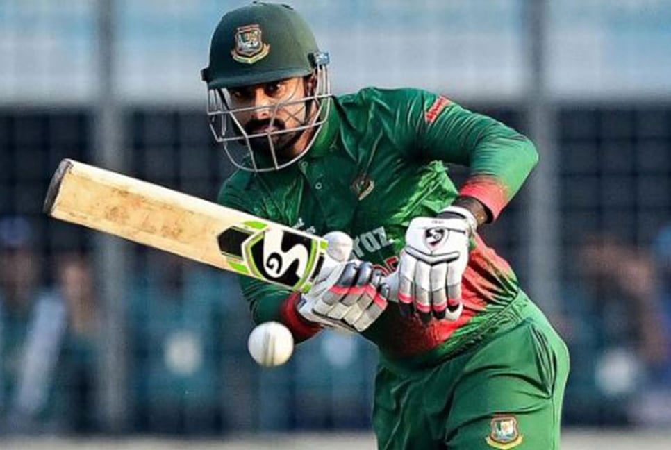 Bangladesh choose to bat first