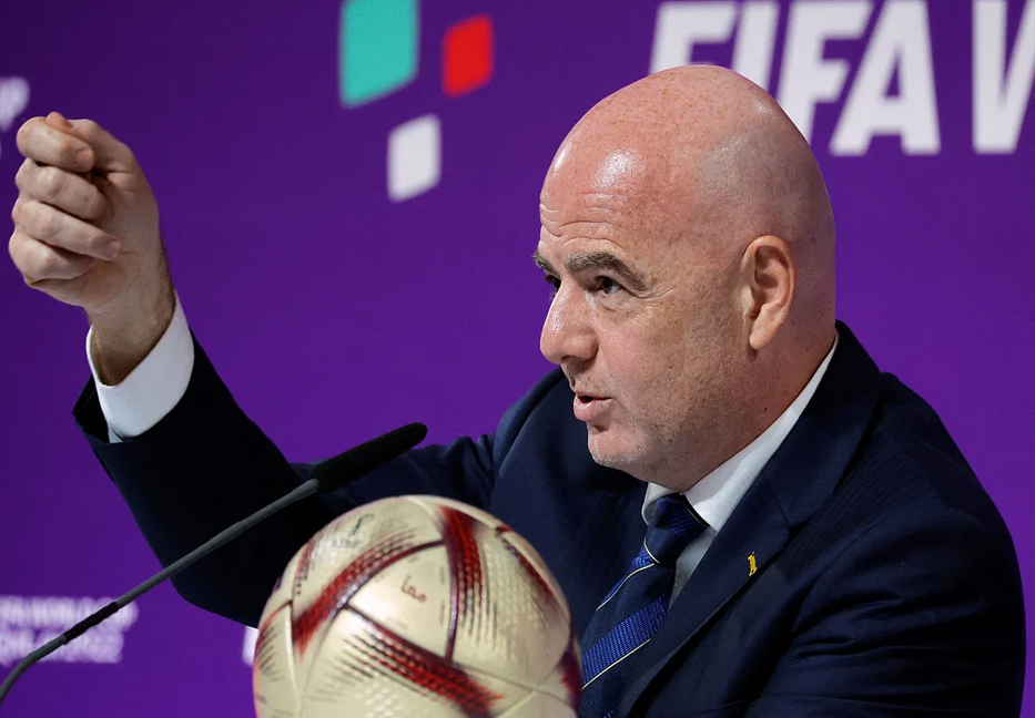 FIFA thinks of revising plan to scrap four-team groups: Infantino


