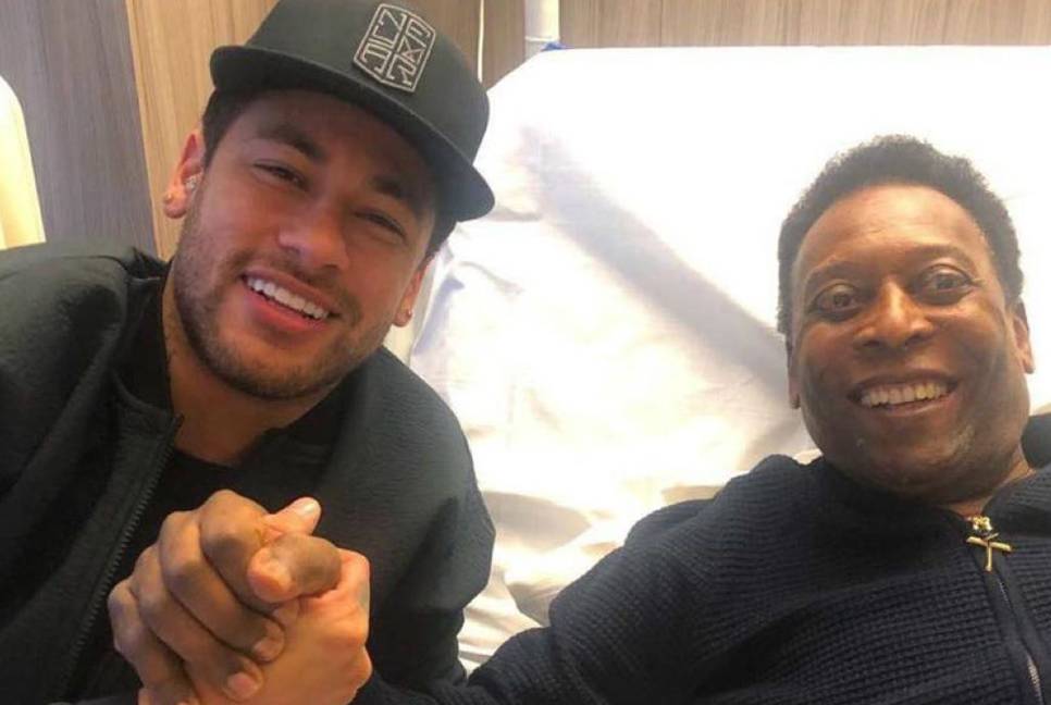Neymar returns to Brazil to say goodbye to Pele