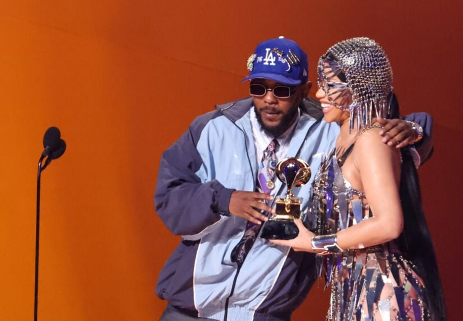 Beyonce breaks most Grammy win record