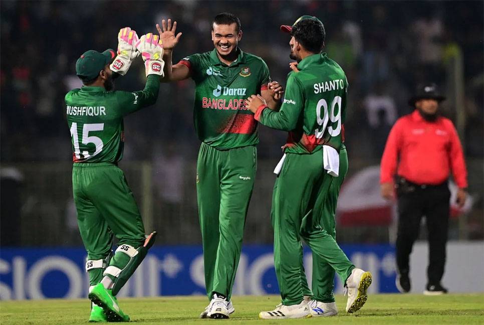 Bangladesh win 1st ODI against Ireland by 183 runs