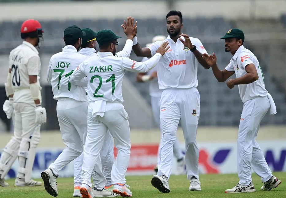 Bangladesh atop as Afghanistan packed up for 146 in 1st innings 