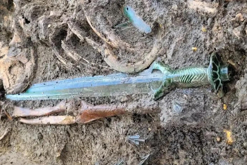 German archeologists find Bronze Age sword so well-preserved it ‘almost shines’
