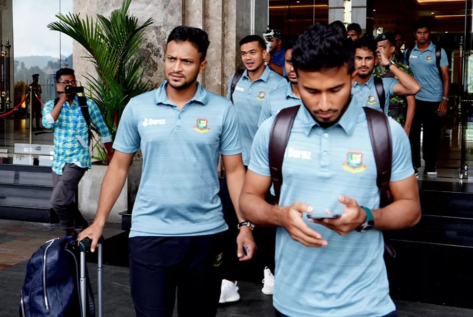 Asia Cup: Tigers depart for Pakistan