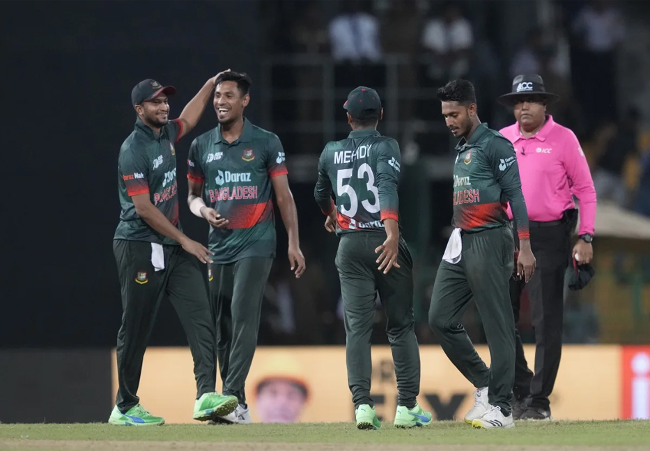 Bangladesh snatch victory over India in last-over thriller 