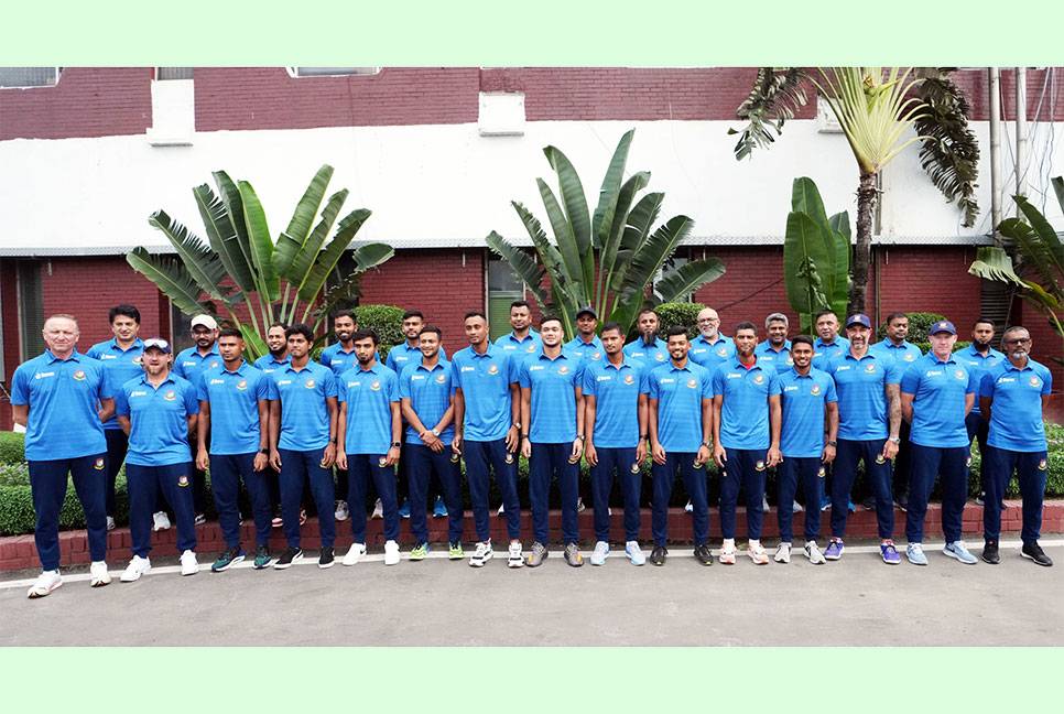 Tigers depart for India World Cup  