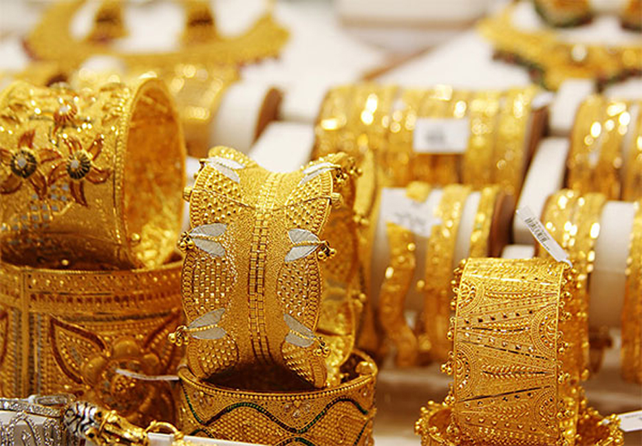 Gold price decreases by Tk 1,167 per bhori
