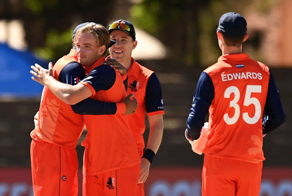 Netherlands opt to bowl against New Zealand