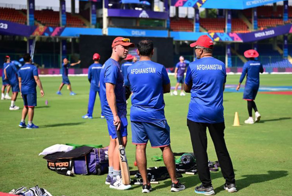 Afghanistan opt to bat against India