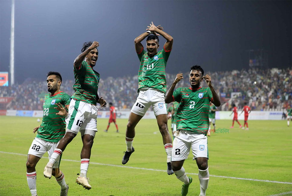 Bangladesh ensure group stage of WC qualifiers