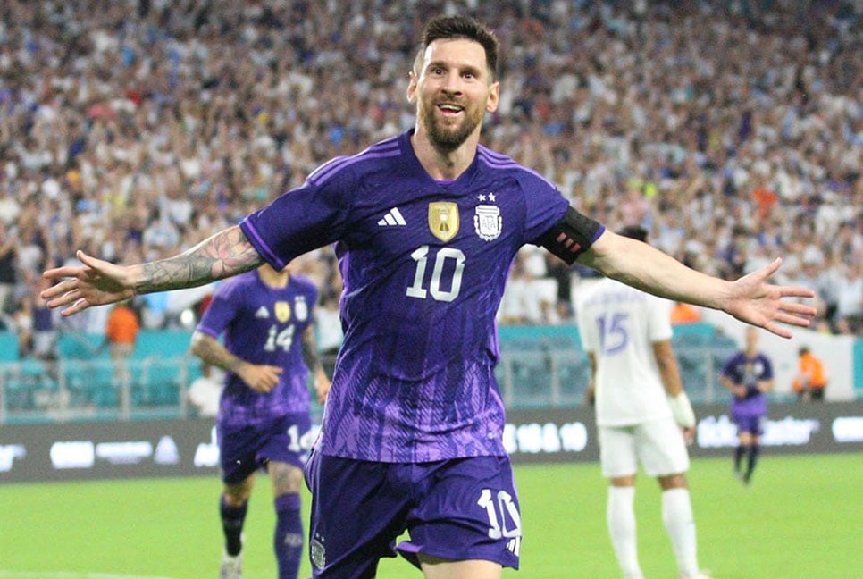 Messi’s brace helps Argentina beat Peru in WC qualifier