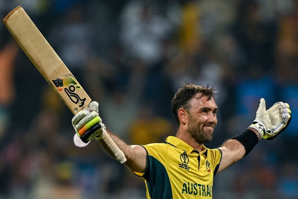 Double-ton Maxwell downs Afghanistan as Australia reach World Cup semis
