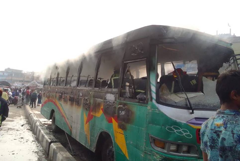 Bus torched in city’s Postogola