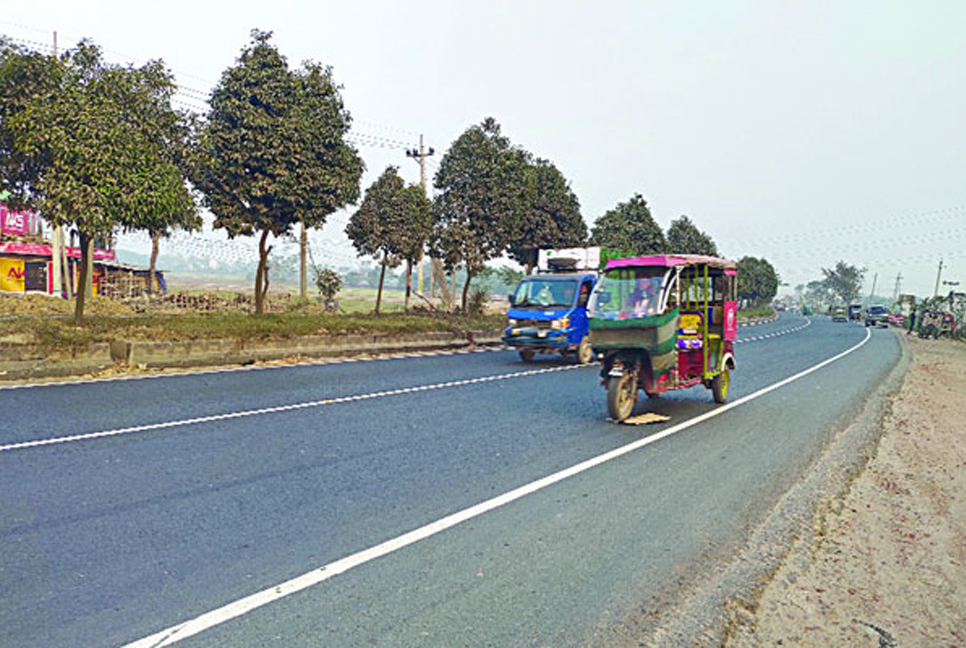Dhaka-Chattogram highway now a rural road