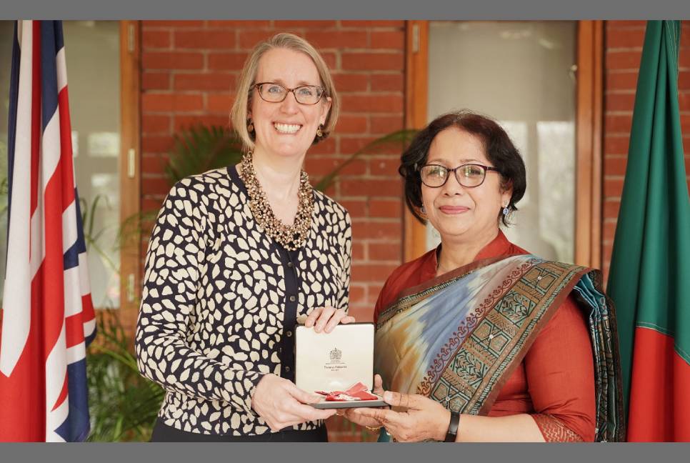 Bangladeshi national receives honorary British award