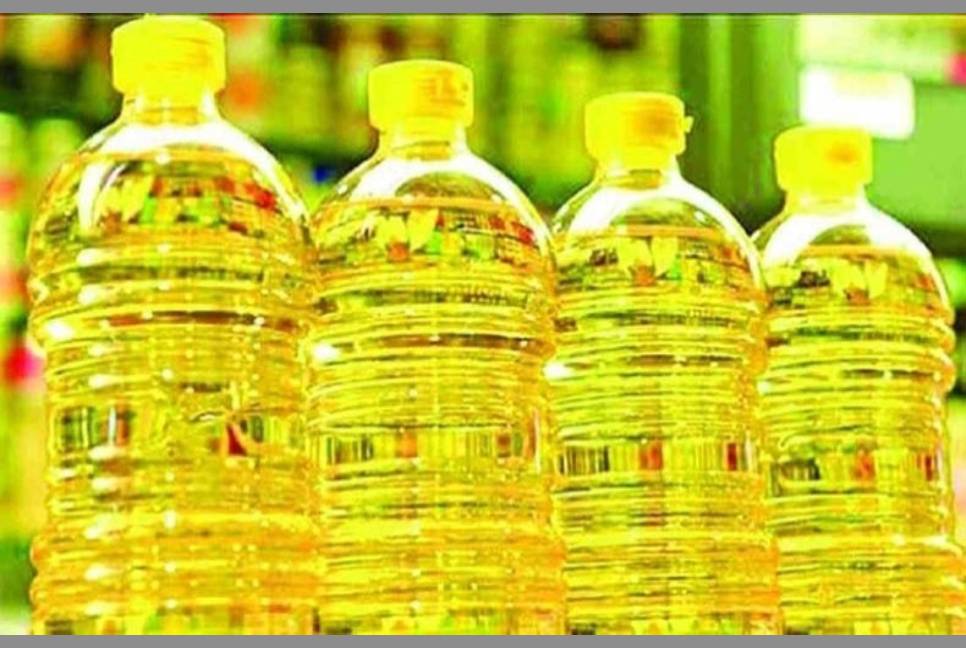 Govt cuts soybean oil price by Tk10 per litre