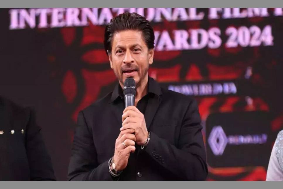 King Khan wins Dadasaheb Phalke for Best Actor  