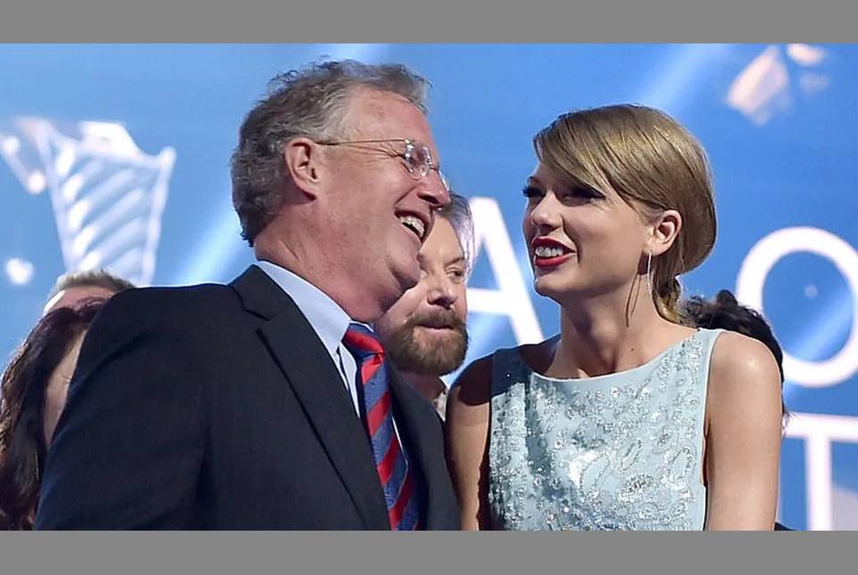 Taylor Swift's father accused of assaulting photographer