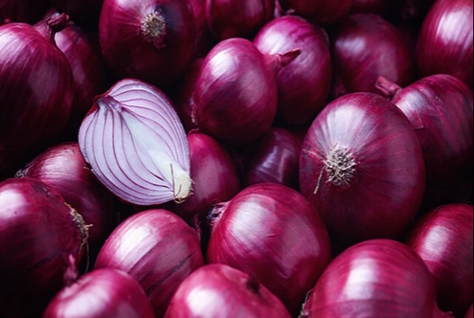 39, 000 tons onion to be imported from India ahead of Ramadan

