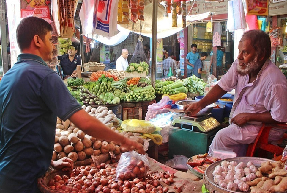 Govt prices ignored, consumers pay more