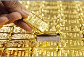 Gold price hits fresh record above $2,300