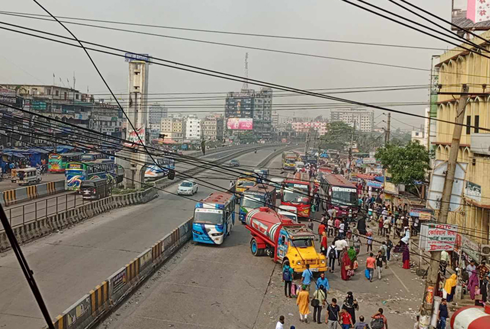 Eid journey: Dhaka-Ctg highway sees less traffic