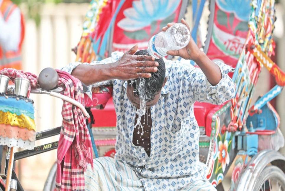 Two Nilphamari farmers die from heat stroke  