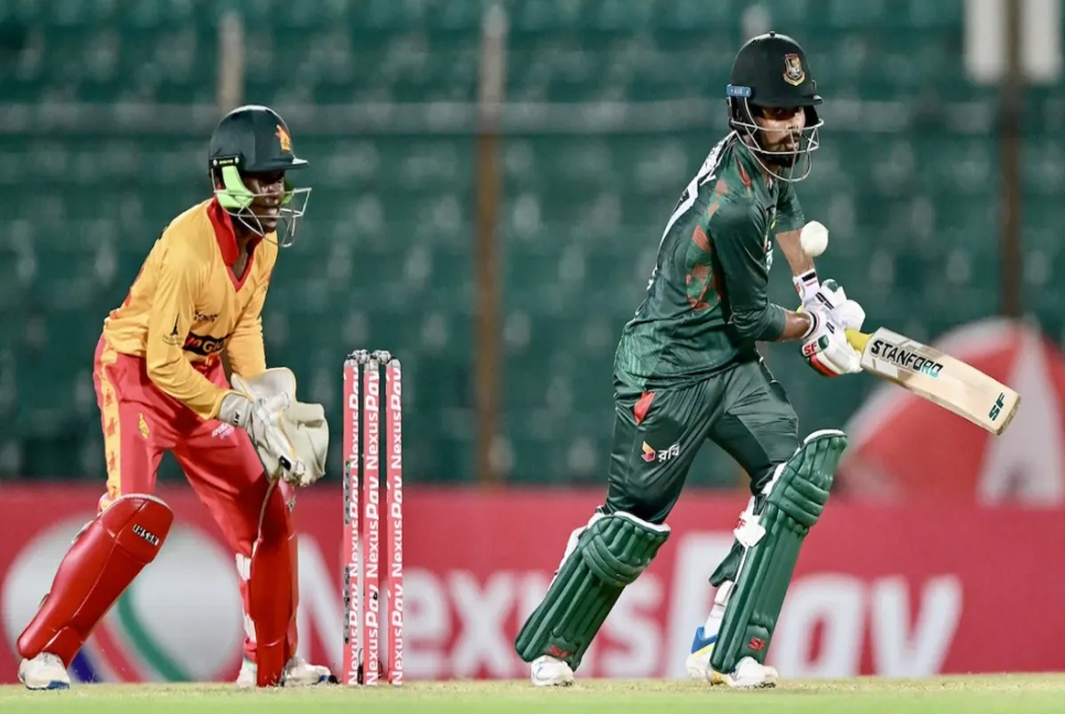 Bangladesh bat first, aiming to confirm T20 series win against Zimbabwe