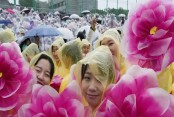 Devotees worldwide mark Buddha’s birthday with lanterns, prayers