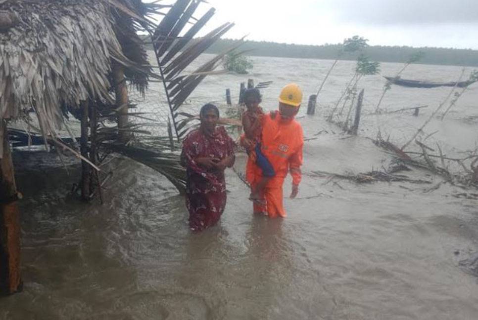 10 killed in cyclone Remal, 1.5 lakh houses damaged