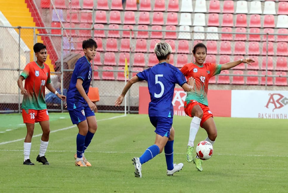 Bangladesh lost 4-0 to Chinese Taipei in women soccer 