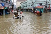 Flash flood: 4,000 families in Sylhet city stranded