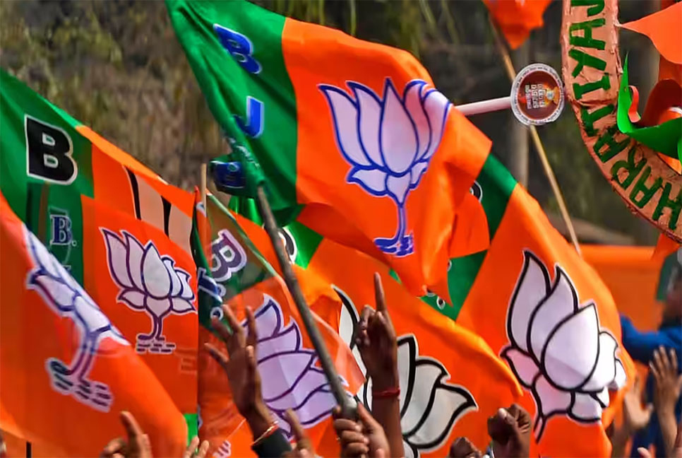 India election: BJP alliance holds its lead
